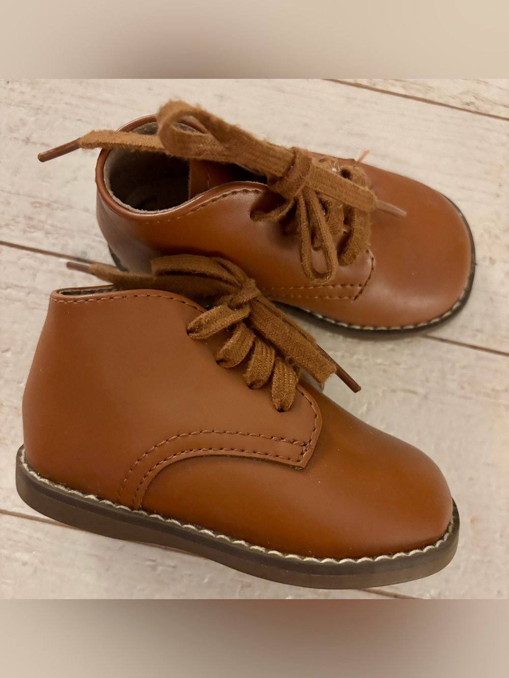 FootMates High Top Lace Up Walker Shoes